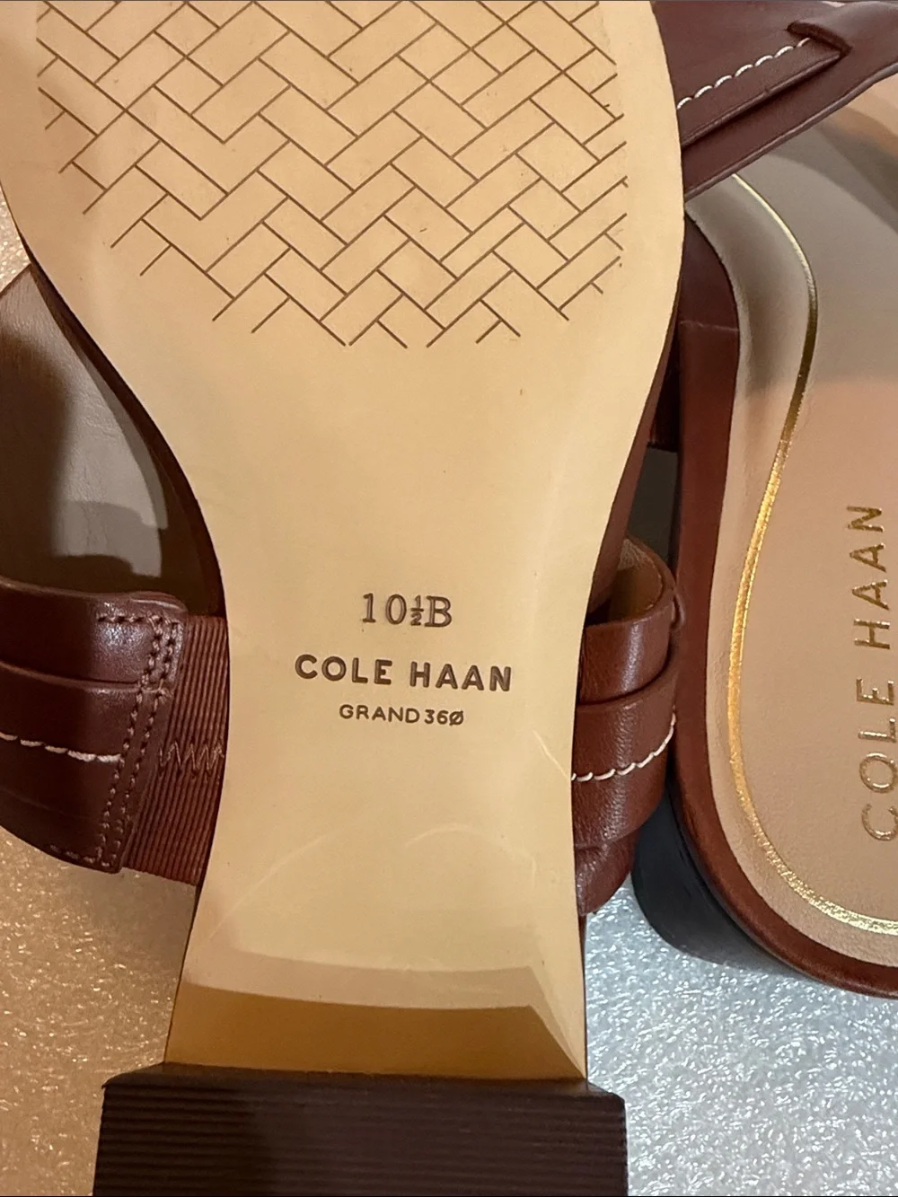 Cole Haan Womens Gayle Thong Sandals 10.5 New